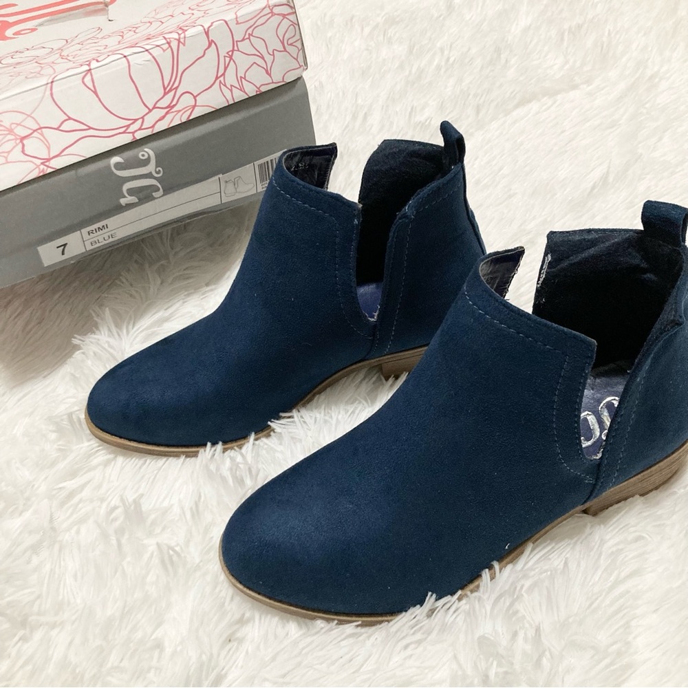 NWT Journee Collection Blue Ankle Boots Vegan Suede Booties Size 7